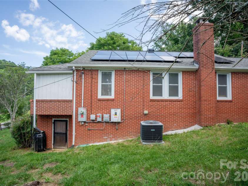 1271 Upper Brush Creek Road, Fairview, NC 28730.  MLS# CAR4398418, YatesRealty ID 38771. 