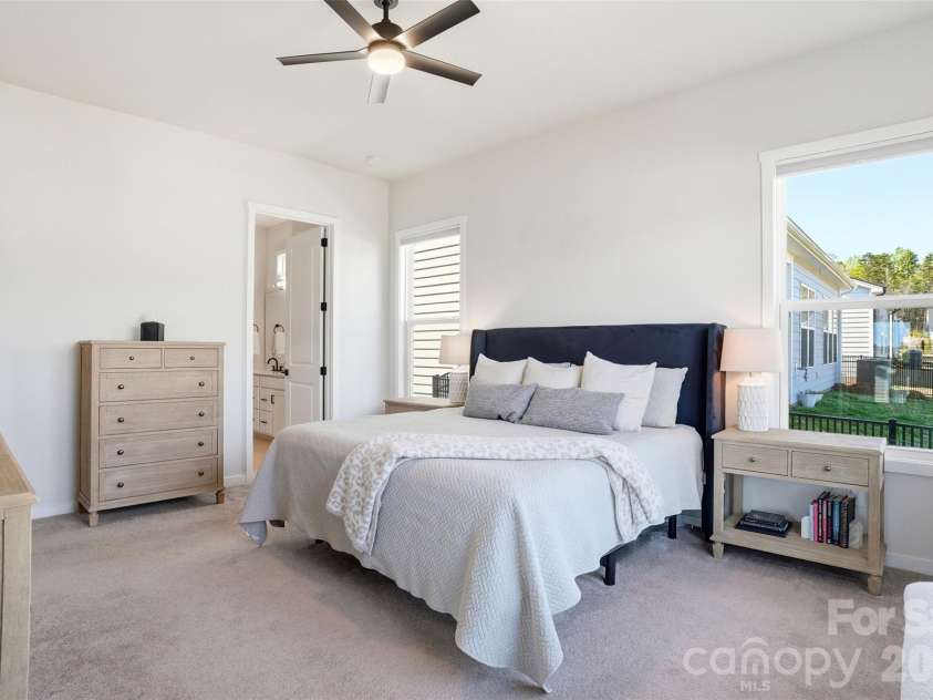 7104 Wayfarer Drive, Charlotte, NC 28269.  MLS# CAR4363979, YatesRealty ID 38773. 