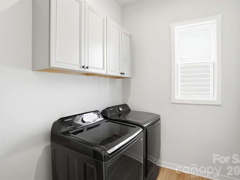 7104 Wayfarer Drive, Charlotte, NC 28269.  MLS# CAR4363979, YatesRealty ID 38773. 