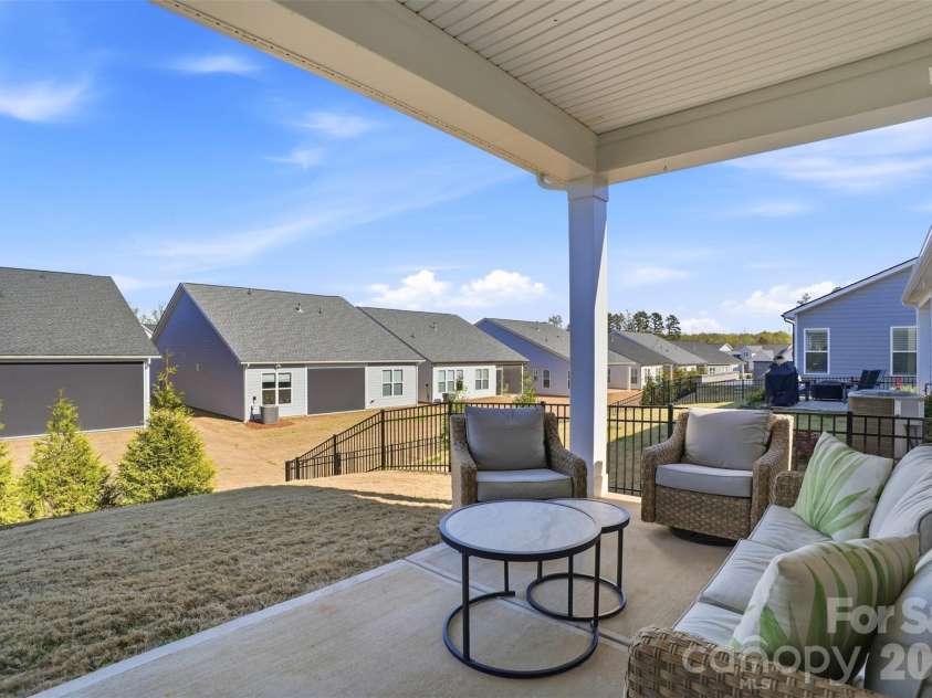 7104 Wayfarer Drive, Charlotte, NC 28269.  MLS# CAR4363979, YatesRealty ID 38773. 