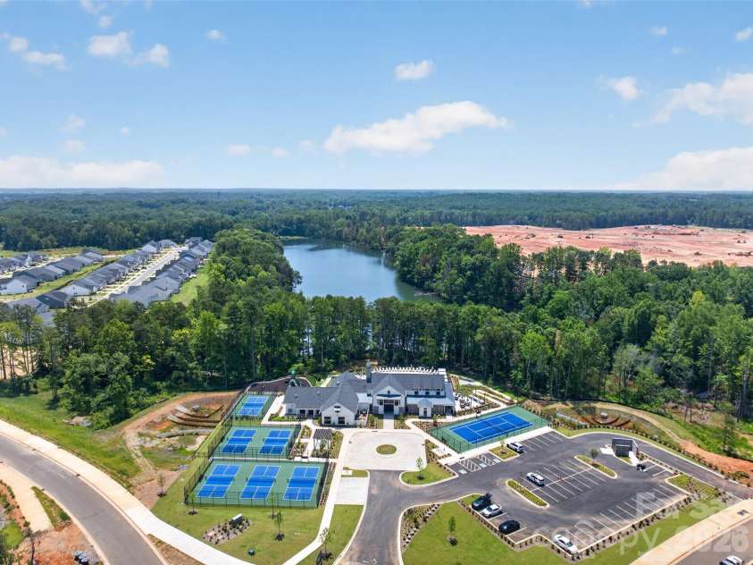 7104 Wayfarer Drive, Charlotte, NC 28269.  MLS# CAR4363979, YatesRealty ID 38773. 