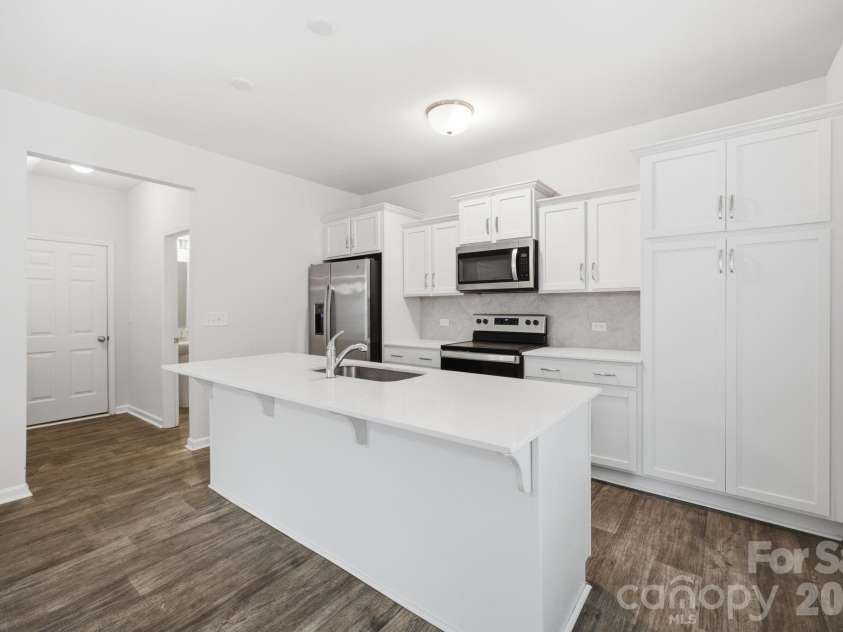 143 Batten Ridge Drive, Statesville, NC 28677.  MLS# CAR4396255, YatesRealty ID 38776. 