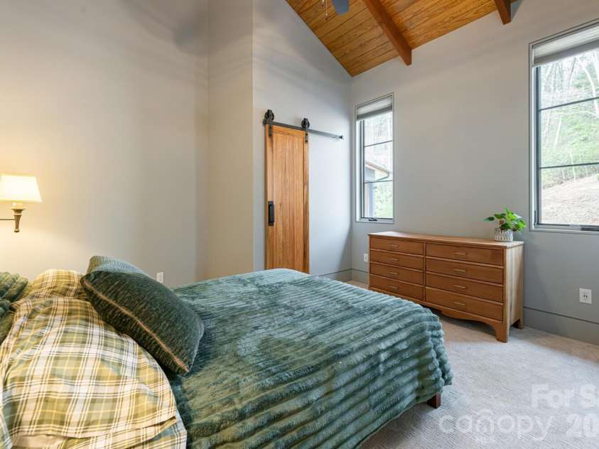 208 Glenroy Court, Flat Rock, NC 28731.  MLS# CAR4402985, YatesRealty ID 3878. 