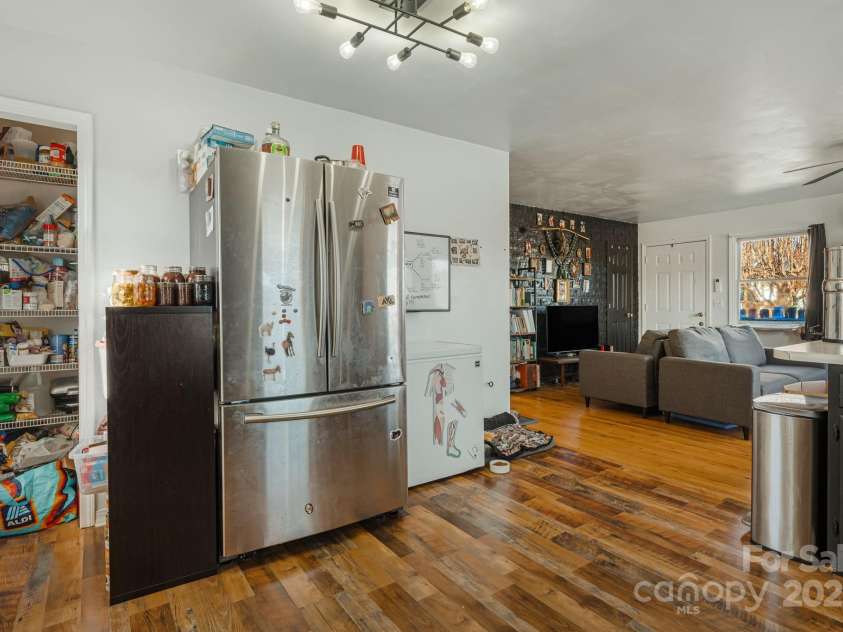 3 Elizabeth Street, Canton, NC 28716.  MLS# CAR4332078, YatesRealty ID 3878. 