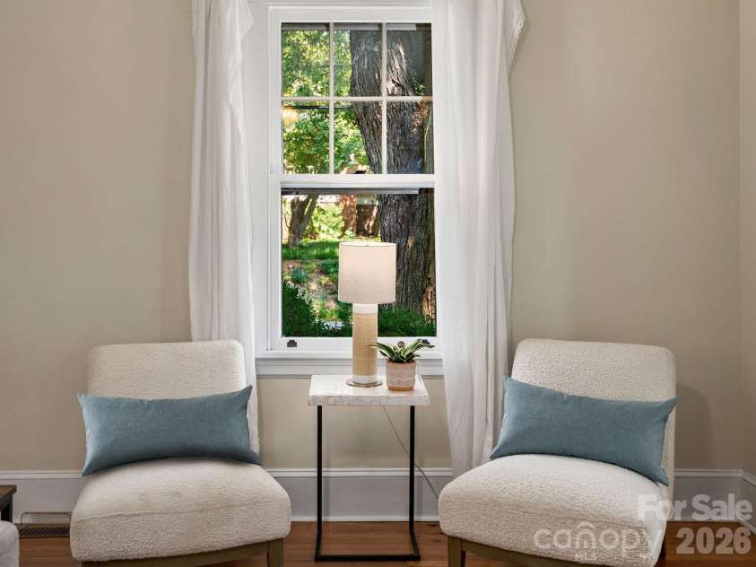 17 Melrose Avenue, Asheville, NC 28804.  MLS# CAR4405153, YatesRealty ID 38780. 