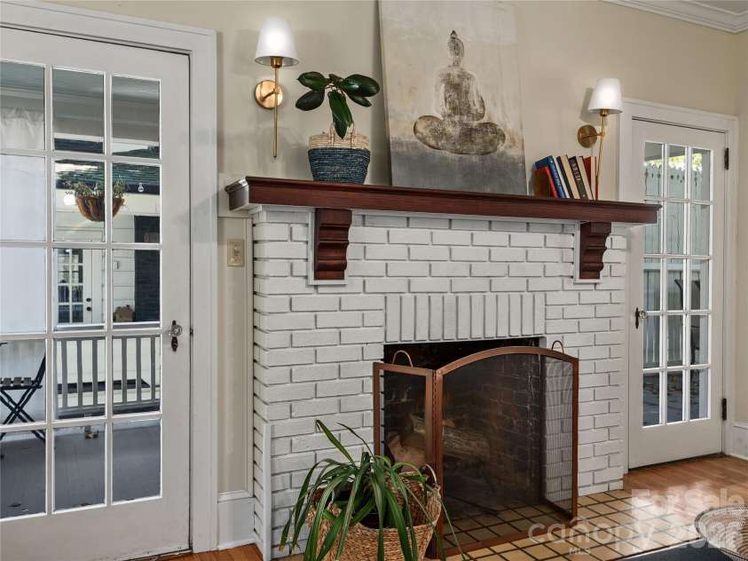 17 Melrose Avenue, Asheville, NC 28804.  MLS# CAR4405153, YatesRealty ID 38780. 