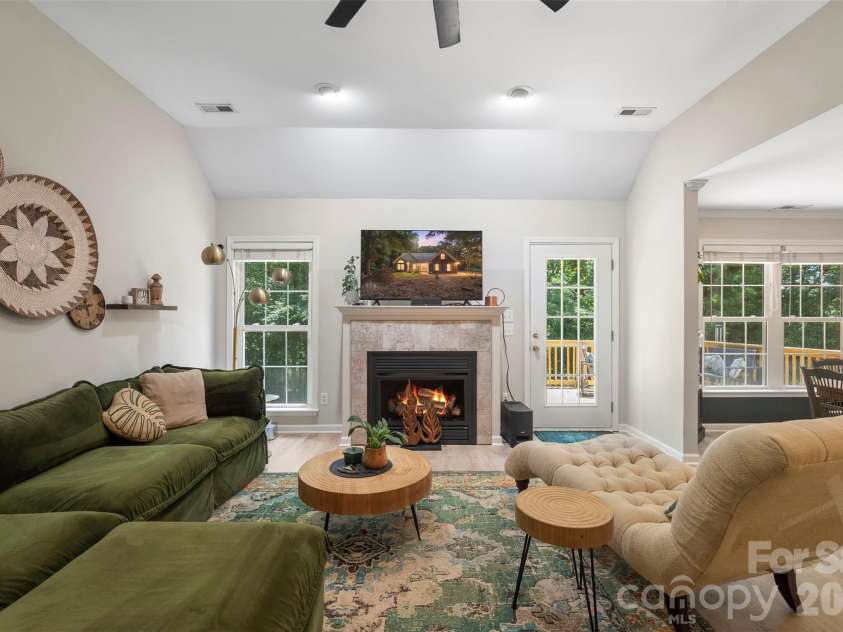 312 Tradewinds Lane, York, SC 29745.  MLS# CAR4388342, YatesRealty ID 38781. 