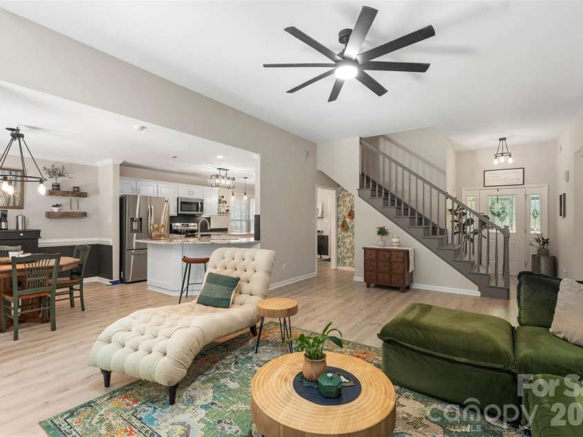 312 Tradewinds Lane, York, SC 29745.  MLS# CAR4388342, YatesRealty ID 38781. 