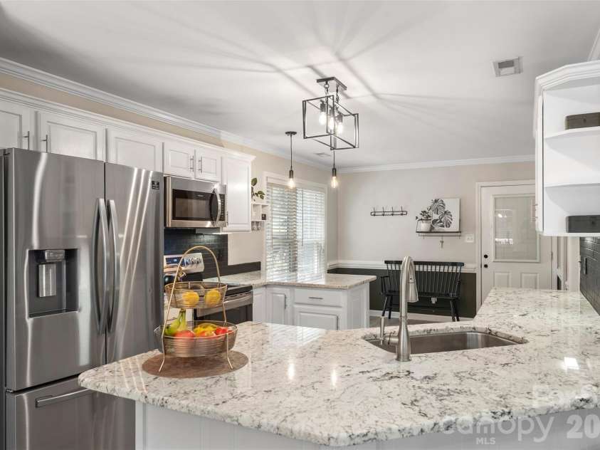 312 Tradewinds Lane, York, SC 29745.  MLS# CAR4388342, YatesRealty ID 38781. 