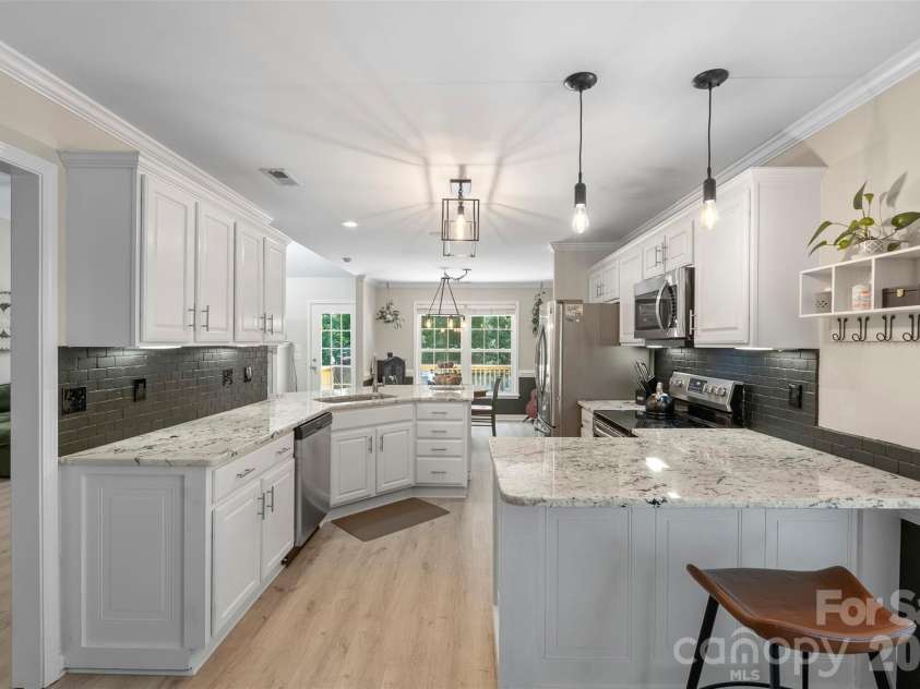 312 Tradewinds Lane, York, SC 29745.  MLS# CAR4388342, YatesRealty ID 38781. 