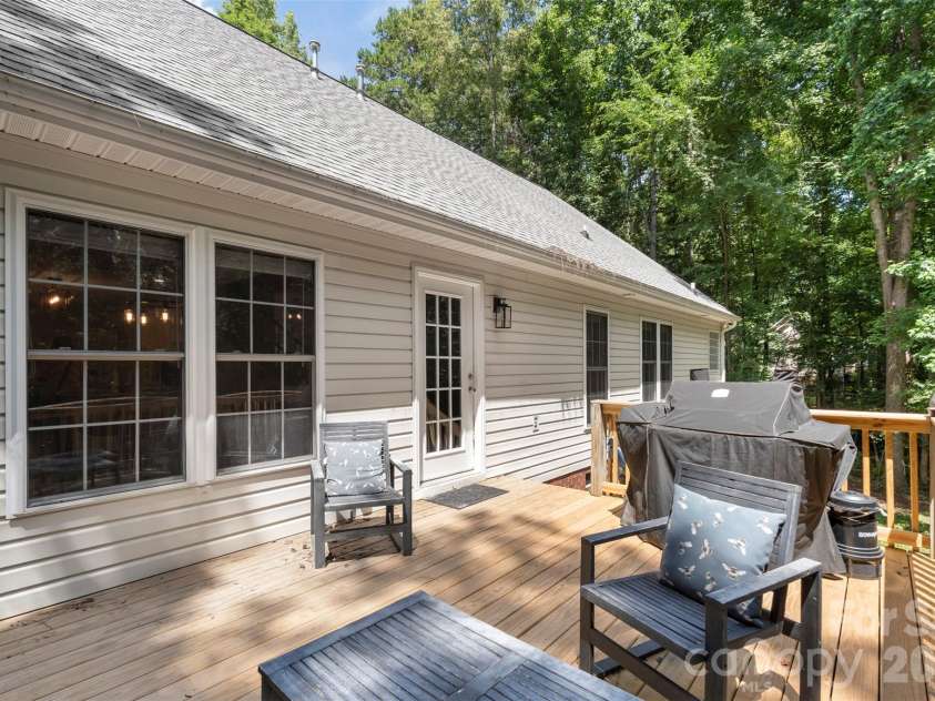 312 Tradewinds Lane, York, SC 29745.  MLS# CAR4388342, YatesRealty ID 38781. 