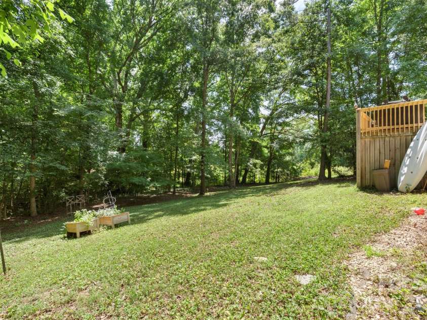 312 Tradewinds Lane, York, SC 29745.  MLS# CAR4388342, YatesRealty ID 38781. 