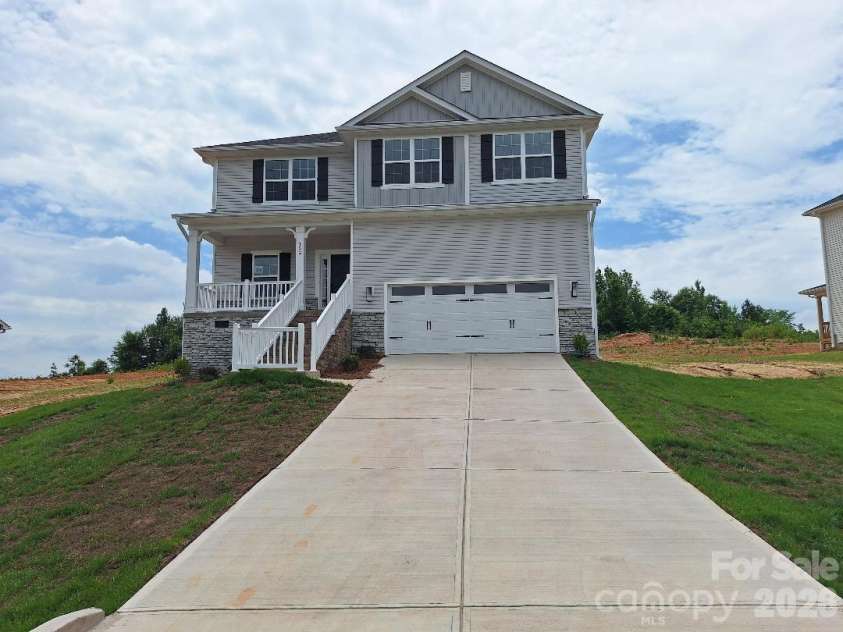152 Kerr Walk Drive, Statesville, NC 26877.  MLS# CAR4382755, YatesRealty ID 38783. Front