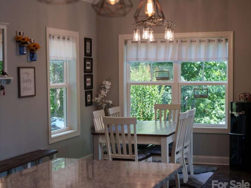 204 Mostert Drive, Asheville, NC 28804.  MLS# CAR4401439, YatesRealty ID 38784. 