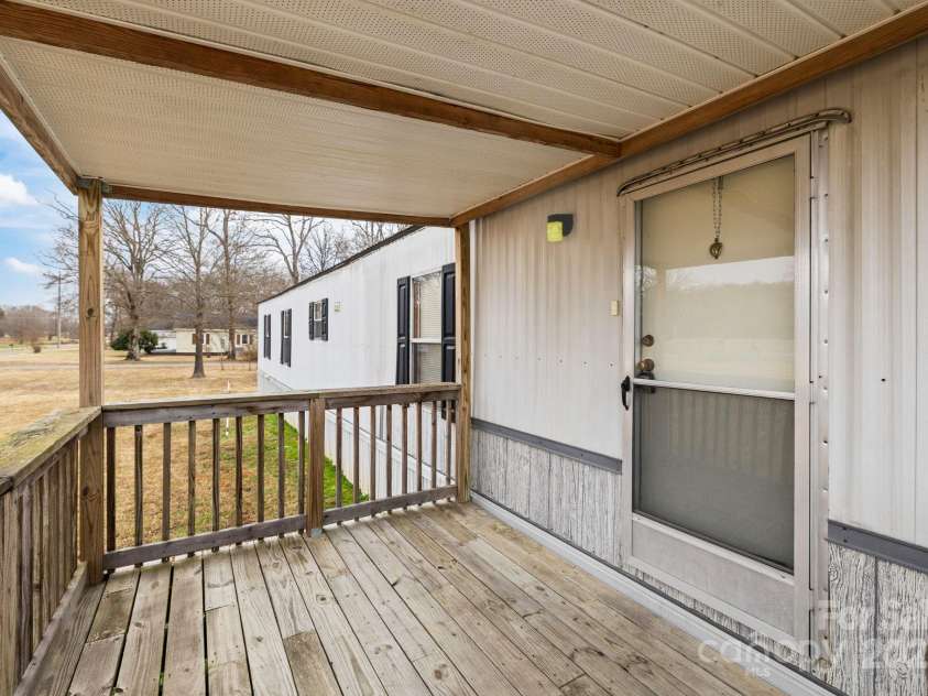 2909 New Town Road, Monroe, NC 28110.  MLS# CAR4330997, YatesRealty ID 38789. 