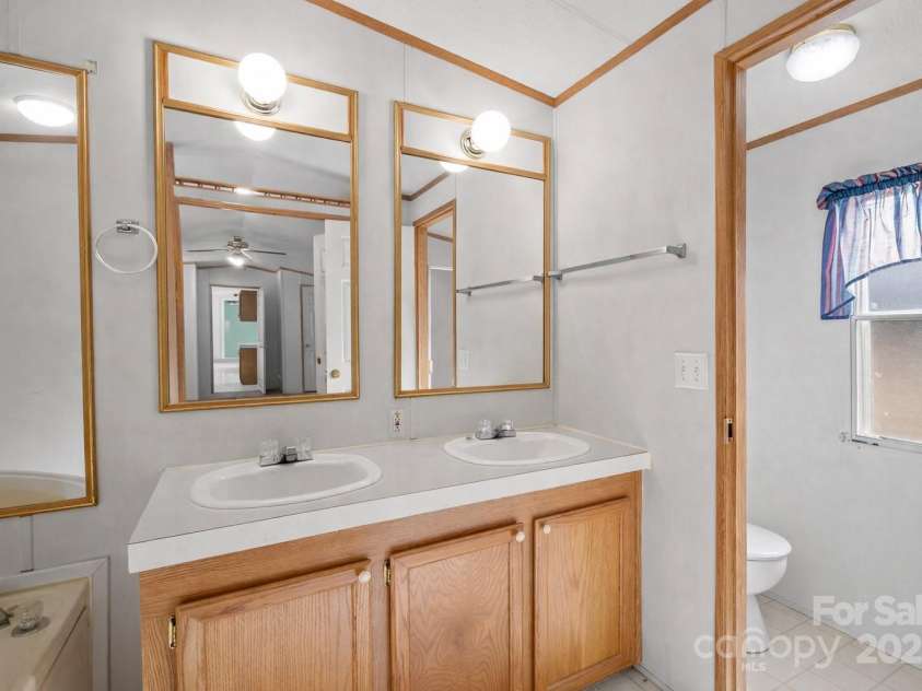 2909 New Town Road, Monroe, NC 28110.  MLS# CAR4330997, YatesRealty ID 38789. 
