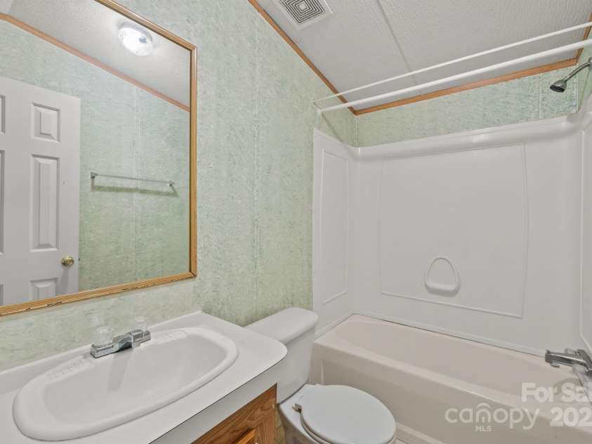 2909 New Town Road, Monroe, NC 28110.  MLS# CAR4330997, YatesRealty ID 38789. 