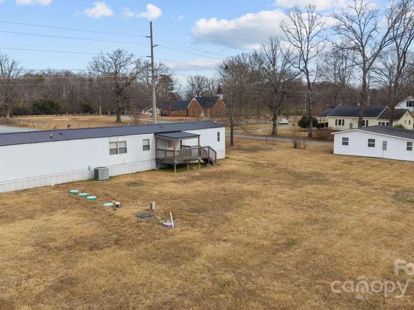 2909 New Town Road, Monroe, NC 28110.  MLS# CAR4330997, YatesRealty ID 38789. 