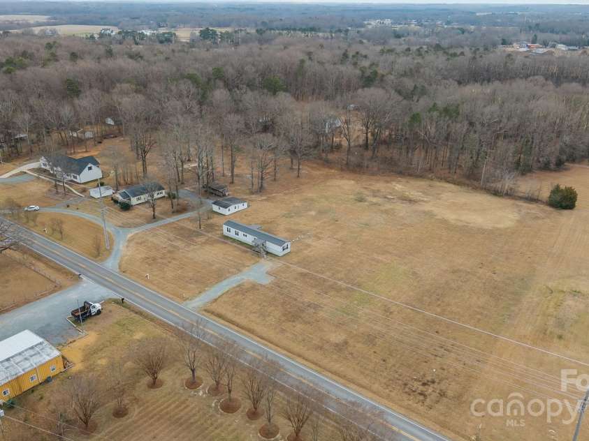 2909 New Town Road, Monroe, NC 28110.  MLS# CAR4330997, YatesRealty ID 38789. 