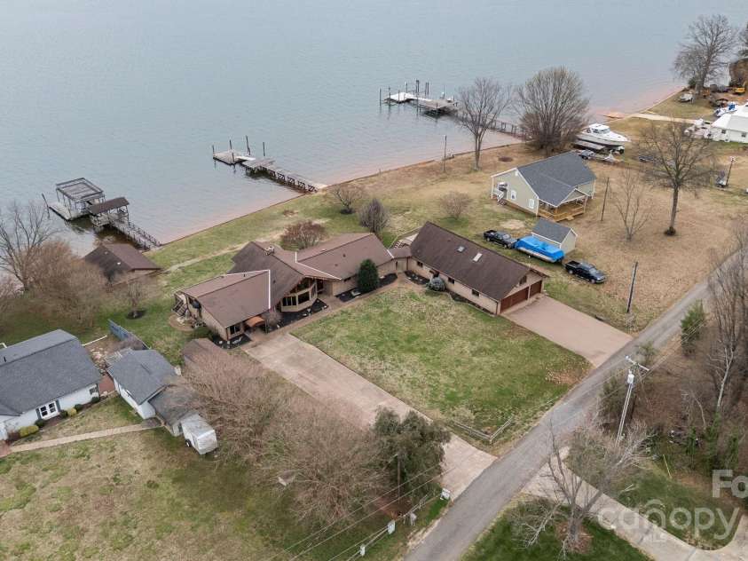167 Points End Drive, Mooresville, NC 28117.  MLS# CAR4230820, YatesRealty ID 3879. Beautiful main channel views on nearly one acre on a private road