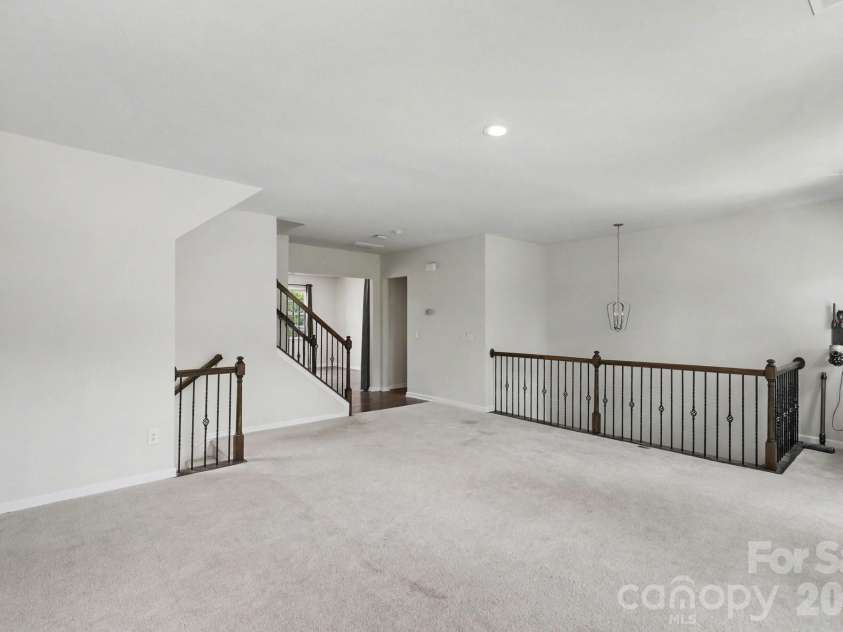 15124 Holly Run Lane, Charlotte, NC 28277.  MLS# CAR4402119, YatesRealty ID 38792. 