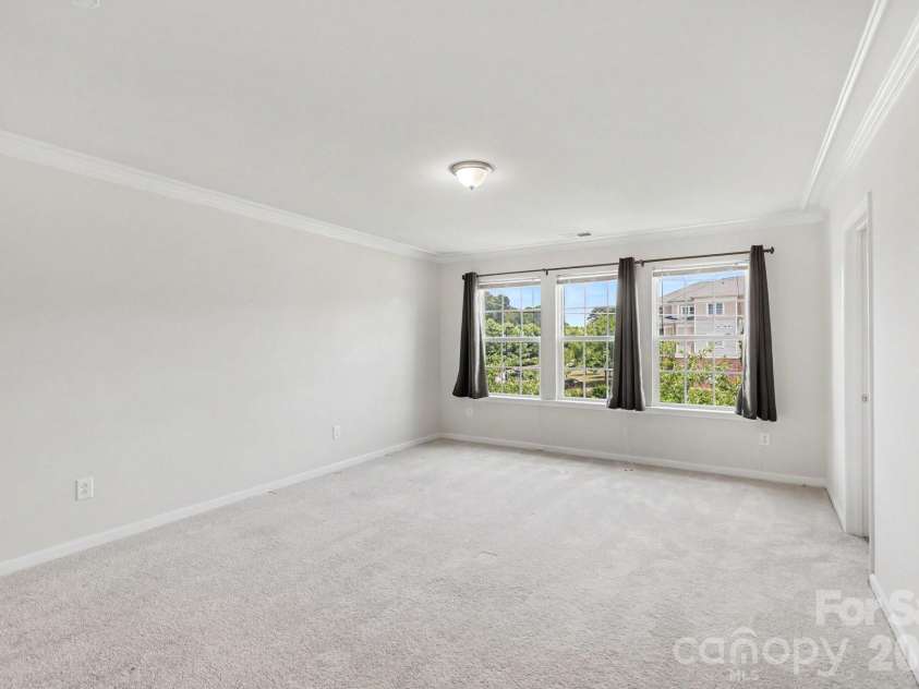 15124 Holly Run Lane, Charlotte, NC 28277.  MLS# CAR4402119, YatesRealty ID 38792. 