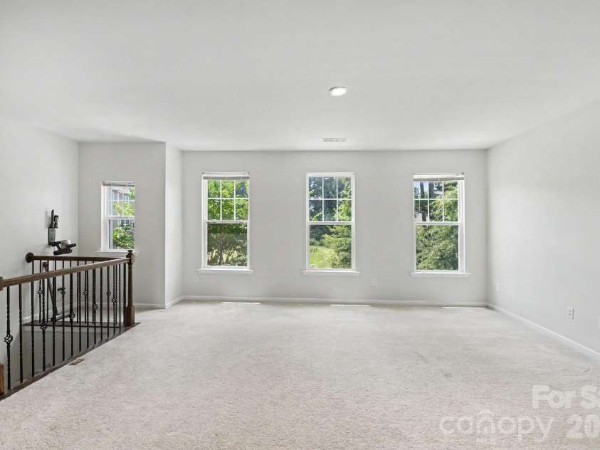 15124 Holly Run Lane, Charlotte, NC 28277.  MLS# CAR4402119, YatesRealty ID 38792. 