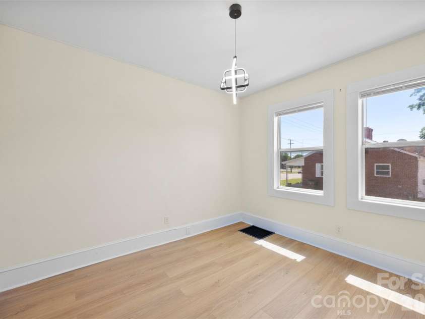 509 Grover Street, Shelby, NC 28150.  MLS# CAR4391465, YatesRealty ID 38793. 