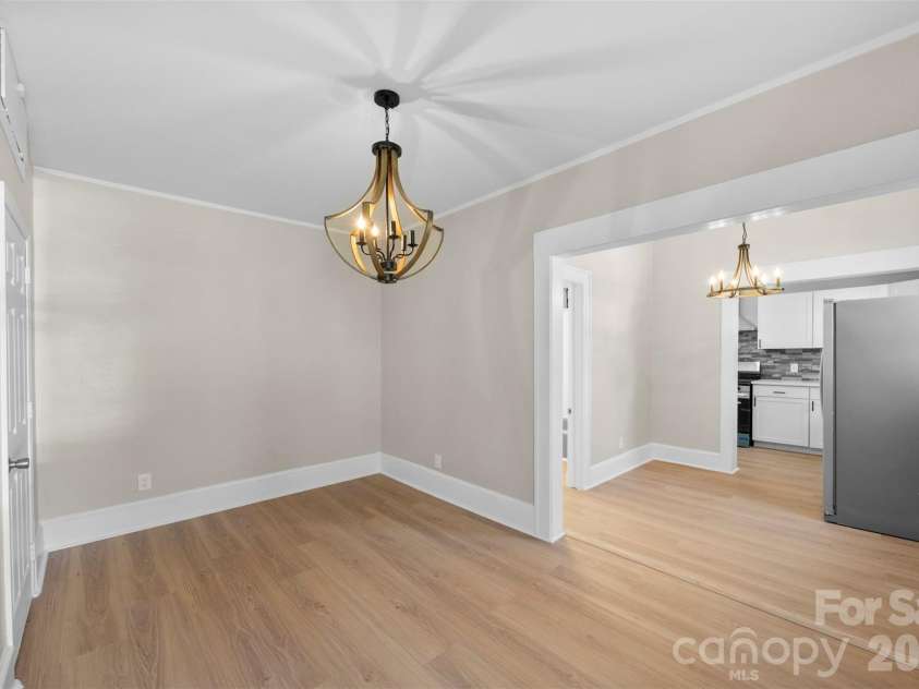 509 Grover Street, Shelby, NC 28150.  MLS# CAR4391465, YatesRealty ID 38793. 