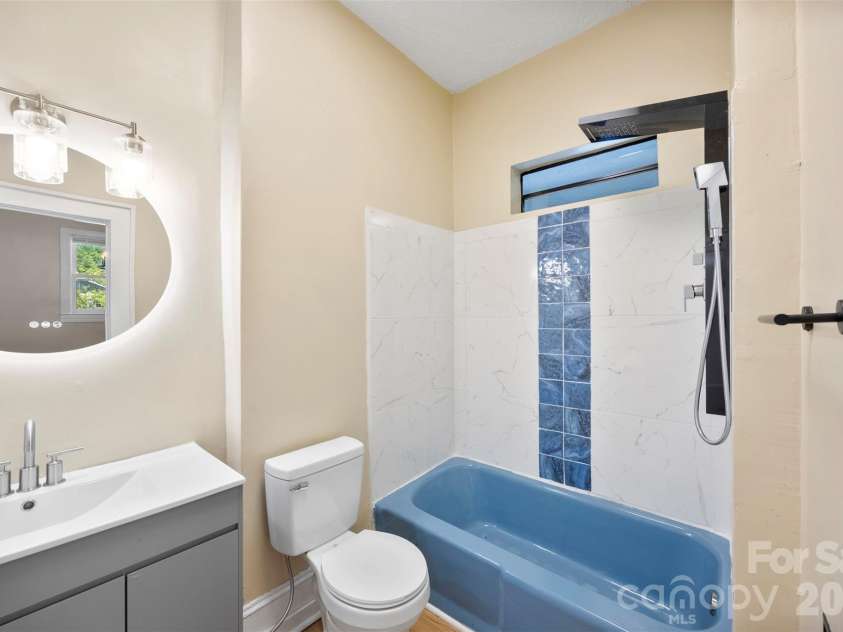 509 Grover Street, Shelby, NC 28150.  MLS# CAR4391465, YatesRealty ID 38793. 