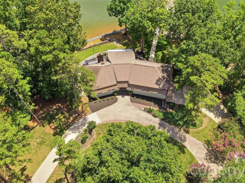 1031 Woodlake Lane, Tega Cay, SC 29708.  MLS# CAR4403706, YatesRealty ID 38797. 