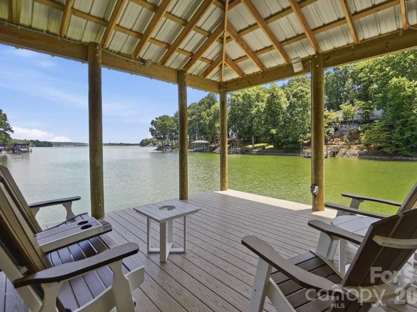 1031 Woodlake Lane, Tega Cay, SC 29708.  MLS# CAR4403706, YatesRealty ID 38797. 