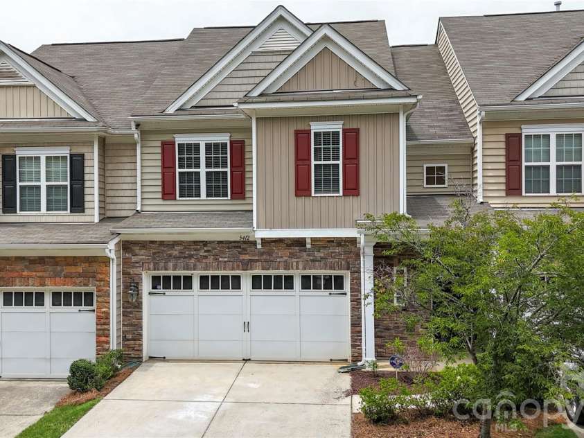 5412 Allison Lane, Charlotte, NC 28277.  MLS# CAR4395948, YatesRealty ID 38798. 