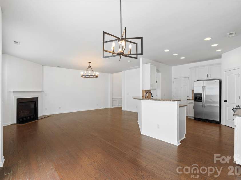 5412 Allison Lane, Charlotte, NC 28277.  MLS# CAR4395948, YatesRealty ID 38798. 