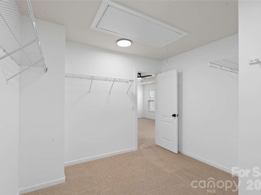 5412 Allison Lane, Charlotte, NC 28277.  MLS# CAR4395948, YatesRealty ID 38798. 