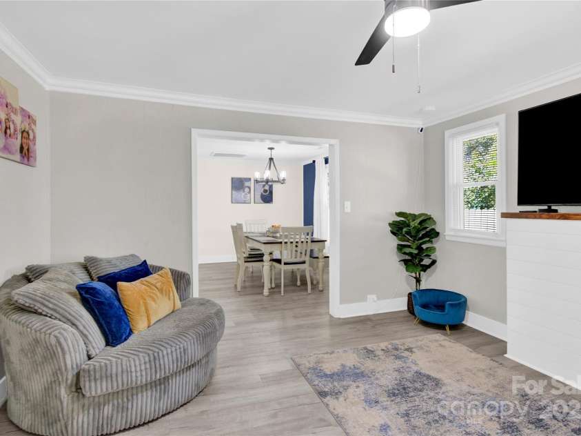 4421 Gum Street, Charlotte, NC 28208.  MLS# CAR4294508, YatesRealty ID 388. 