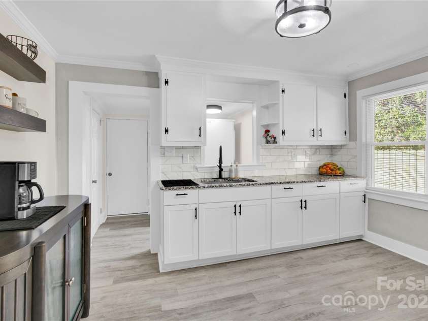 4421 Gum Street, Charlotte, NC 28208.  MLS# CAR4294508, YatesRealty ID 388. 