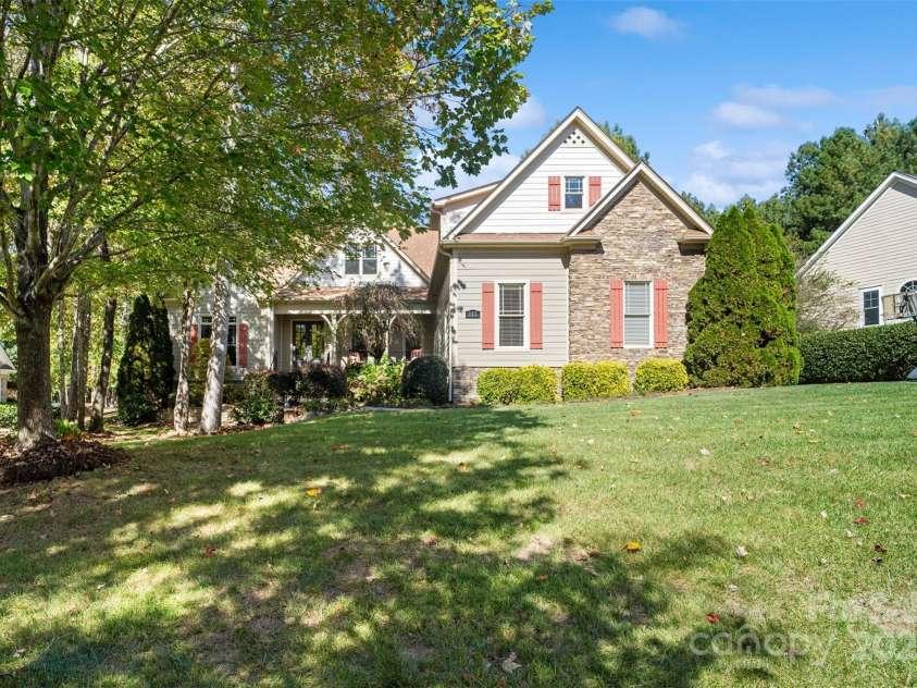 155 Streamwood Road, Troutman, NC 28166.  MLS# CAR4316751, YatesRealty ID 3880. 