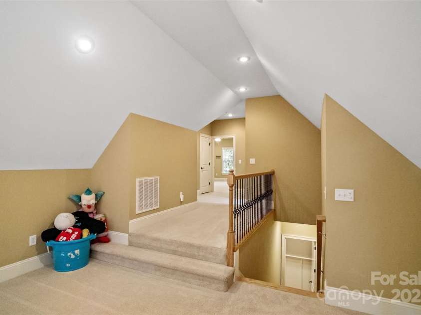 155 Streamwood Road, Troutman, NC 28166.  MLS# CAR4316751, YatesRealty ID 3880. 