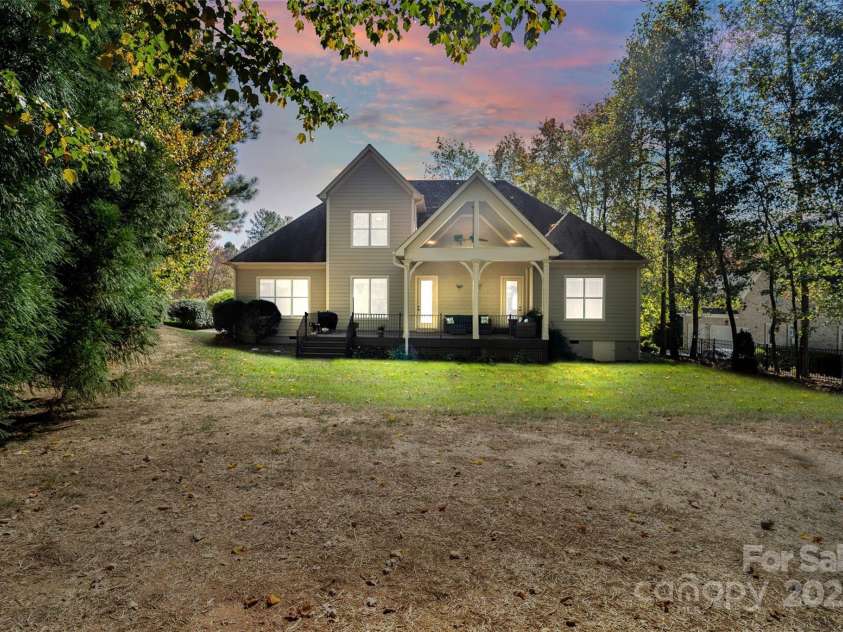 155 Streamwood Road, Troutman, NC 28166.  MLS# CAR4316751, YatesRealty ID 3880. 