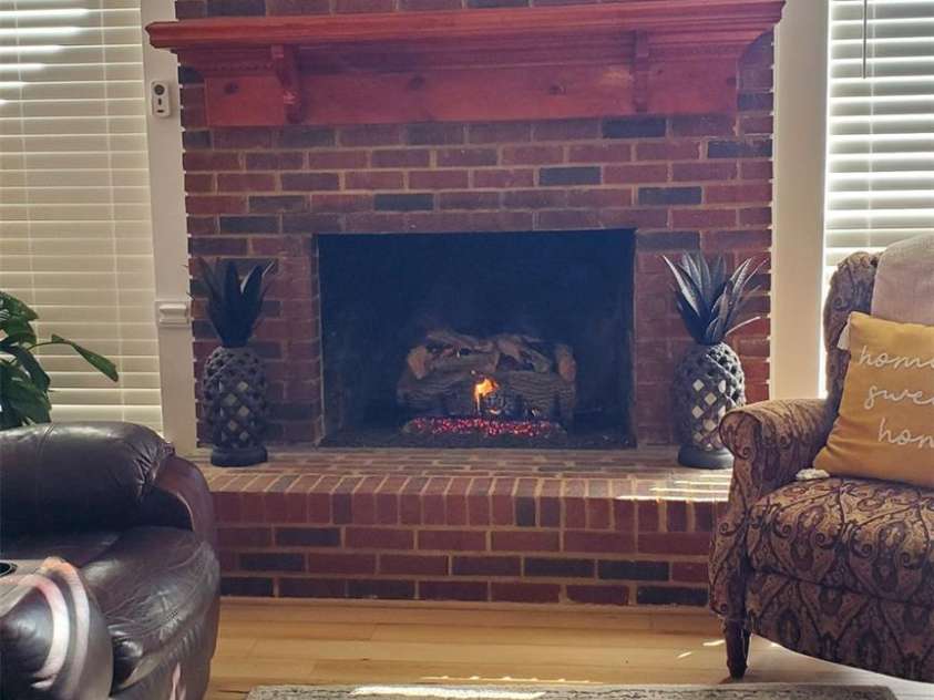 4000 Wilson Lane, Charlotte, NC 28206.  MLS# CAR4193914, YatesRealty ID 3880. 