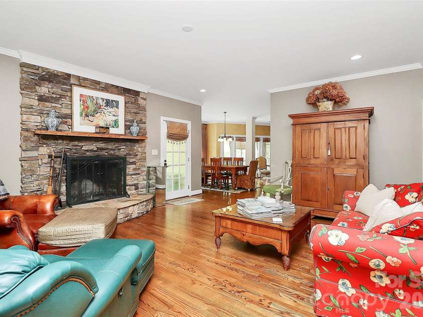 729 Lochaven Road, Waxhaw, NC 28173.  MLS# CAR4344762, YatesRealty ID 38801. 