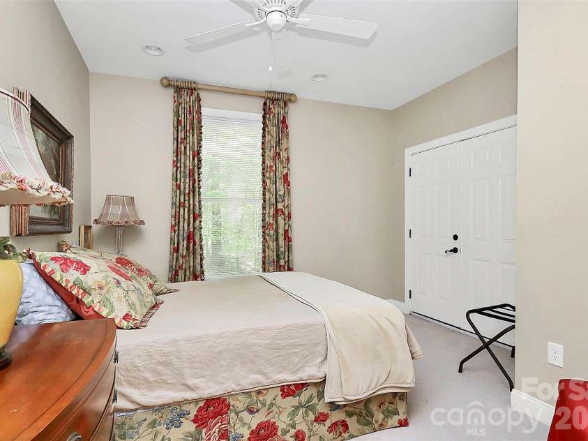729 Lochaven Road, Waxhaw, NC 28173.  MLS# CAR4344762, YatesRealty ID 38801. 