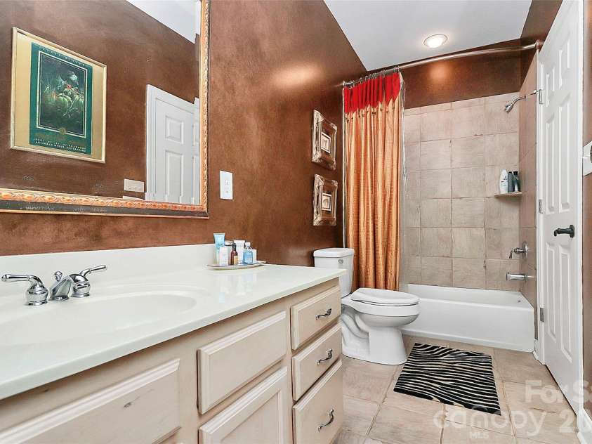 729 Lochaven Road, Waxhaw, NC 28173.  MLS# CAR4344762, YatesRealty ID 38801. 