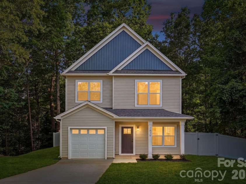 2829 Overlook Trail, Charlotte, NC 28212.  MLS# CAR4387645, YatesRealty ID 38802. 