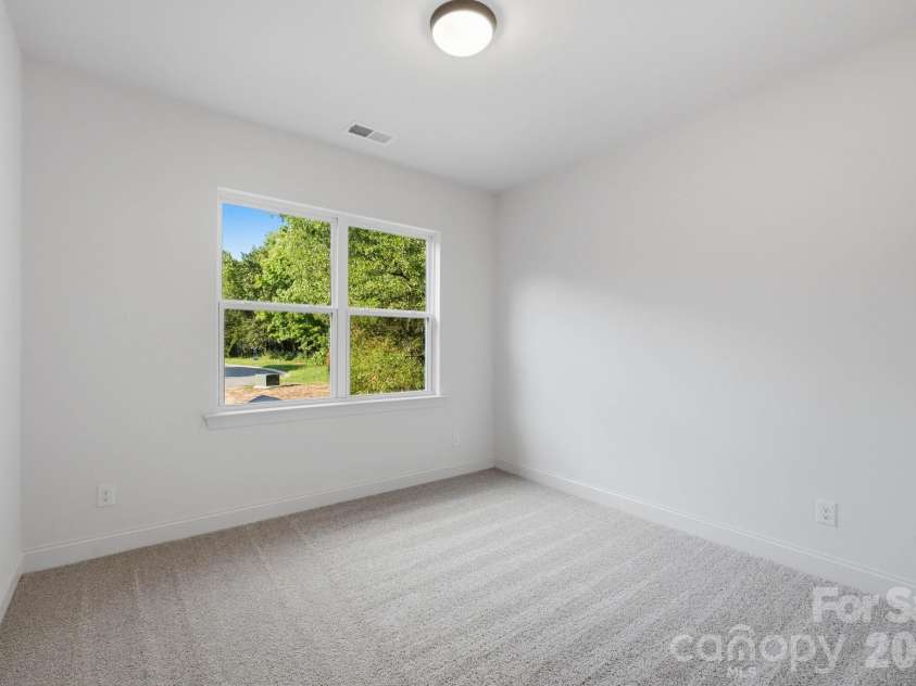 2829 Overlook Trail, Charlotte, NC 28212.  MLS# CAR4387645, YatesRealty ID 38802. Bedroom #2