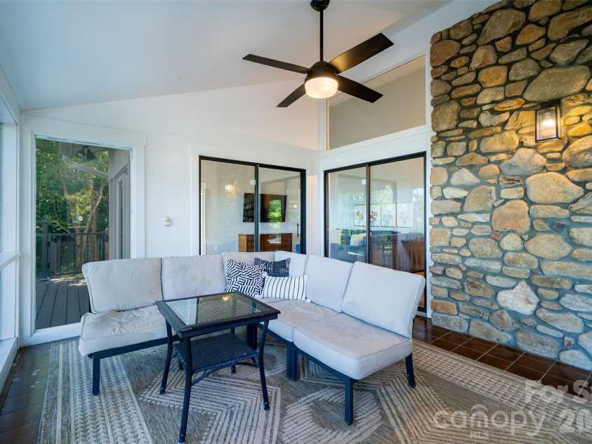 27 Walnut Drive, Mills River, NC 28759.  MLS# CAR4399398, YatesRealty ID 38803. 