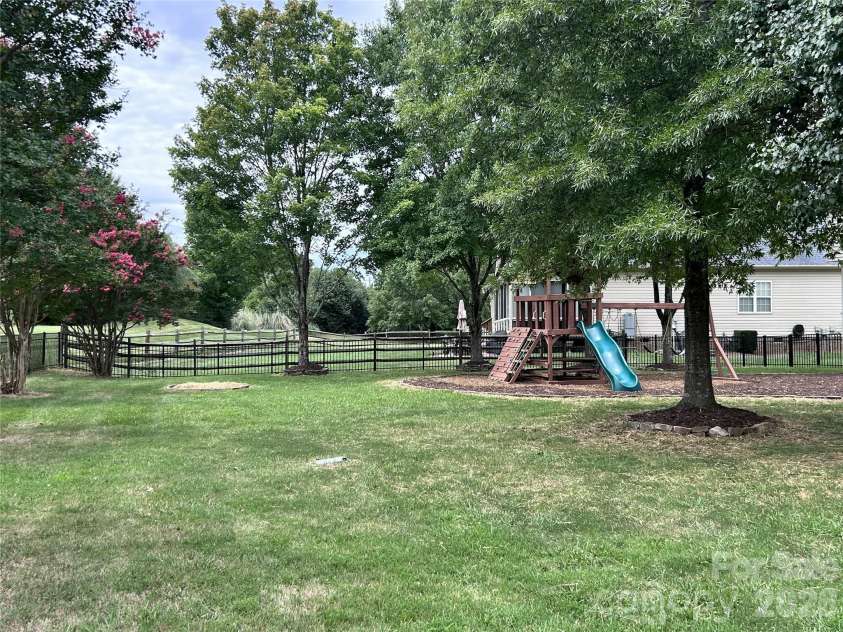 2127 Copperplate Road, Charlotte, NC 28262.  MLS# CAR4399680, YatesRealty ID 38804. 