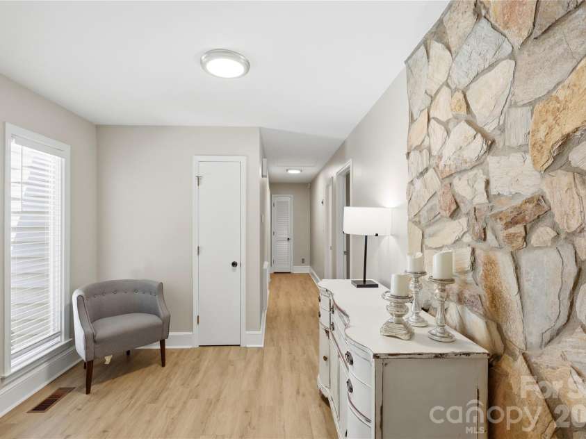 229 Cari Lane, Matthews, NC 28104.  MLS# CAR4401199, YatesRealty ID 38808. 