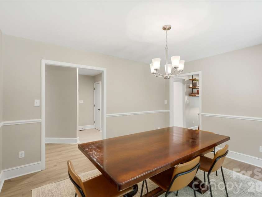 229 Cari Lane, Matthews, NC 28104.  MLS# CAR4401199, YatesRealty ID 38808. 